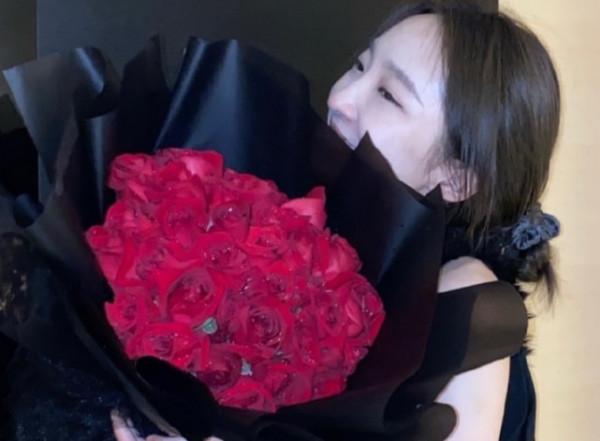 《心動2》楊凱雯炫耀男友送的禮物,卻被扒是假貨,網友:真下頭 《心動2》楊凱雯炫耀男友送的禮物,卻被扒是假貨,網友:真下頭