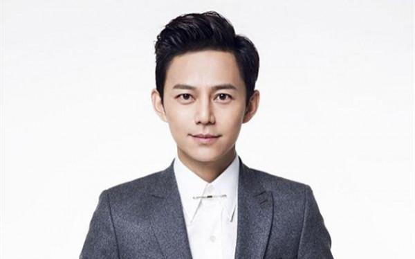 至今未婚的5位大齡男主持人，各有各的苦衷，最大60歲，最小47歲