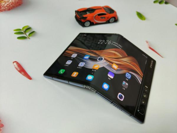 柔派2目前價效比最高的7.8英寸摺疊屏手機