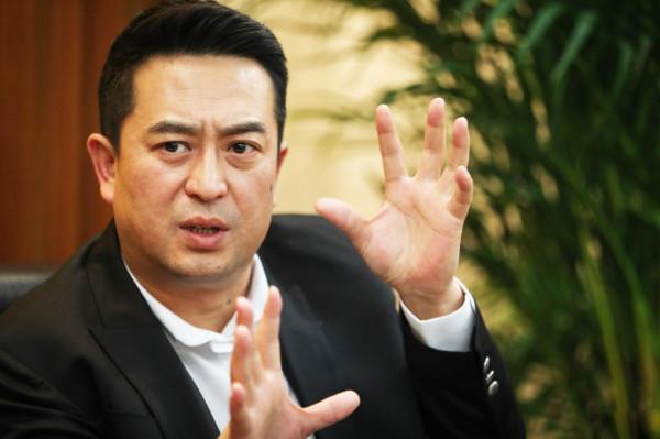 網曝《人民的財產》即將開播,張嘉譯、吳剛同臺飆戲,靳東看點多 網曝《人民的財產》即將開播,張嘉譯、吳剛同臺飆戲,靳東看點多