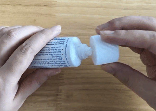 孩子牙齒又黃又黑，天天刷牙還長齲齒，醫生教你正確護牙方法