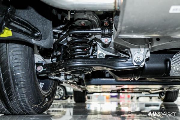 1.5L油耗低價家用大轎車，軸長2米87上綠牌，92油好養，博瑞ePro