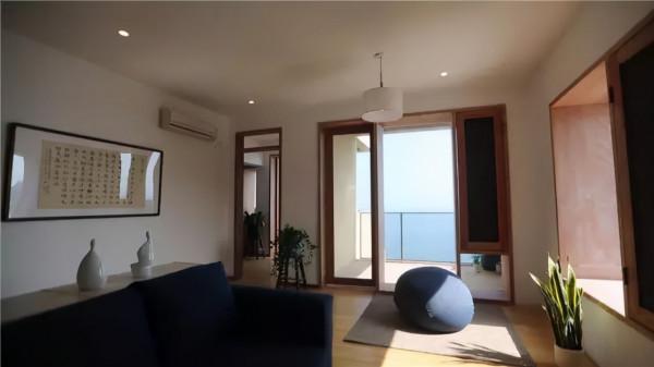 同樣花了130萬,爆改懸崖之上老破危房,真的太牛了 同樣花了130萬,爆改懸崖之上老破危房,真的太牛了