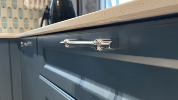 73㎡另類法式豪宅:廚房可以看電視,馬桶上面能洗手? 73㎡另類法式豪宅:廚房可以看電視,馬桶上面能洗手?