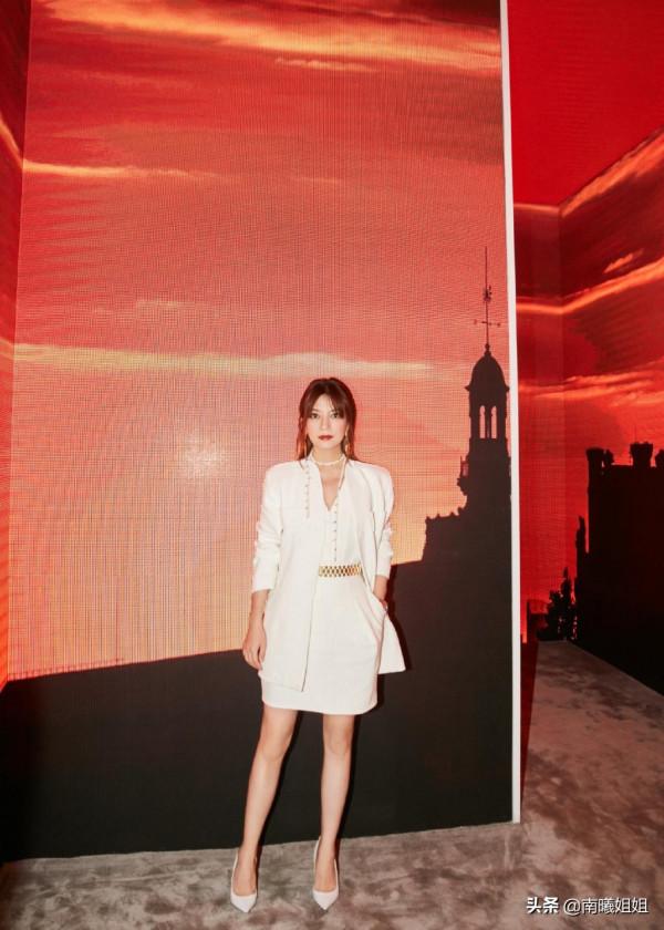 上了年紀的女人，建議少穿這3款“單品”，顯胖顯醜又廉價