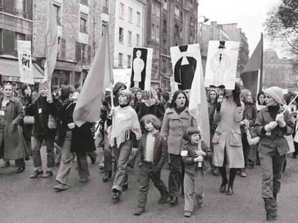 珍珠港被偷襲,唯一投票反對開戰的美國女議員,最後結局怎麼樣? 珍珠港被偷襲,唯一投票反對開戰的美國女議員,最後結局怎麼樣?