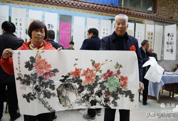 山西臨猗：叔侄倆舉辦的書法藝術個人家庭展在農家小院隆重開幕