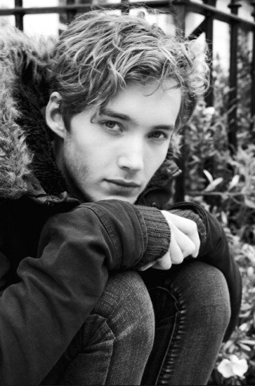 《哈利波特》阿不思鄧布利多:他與格林德沃不得不說的故事 《哈利波特》阿不思鄧布利多:他與格林德沃不得不說的故事