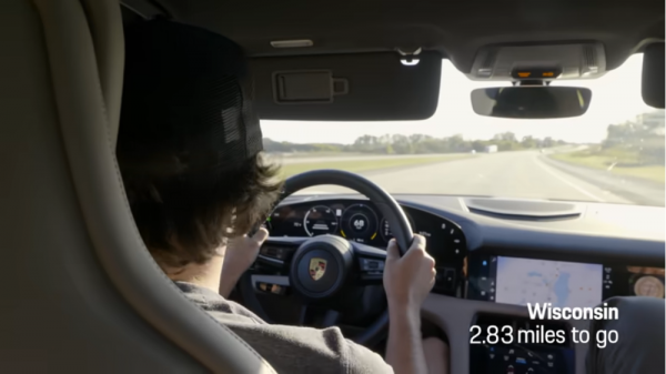 保時捷 Taycan Cross Turismo 在派克峰創下新的吉尼斯記錄 保時捷 Taycan Cross Turismo 在派克峰創下新的吉尼斯記錄