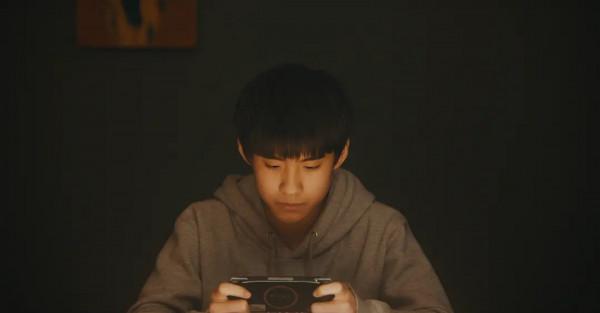 《誰是兇手》肖華軍是少年顧廷燁？14歲出道的他，還是誤殺的素察