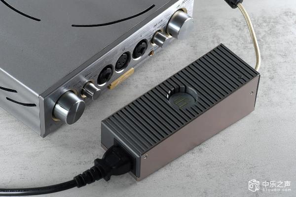 iFi Pro iCAN Signature：膽石兼備耳放加前級