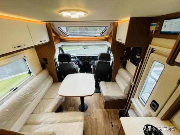 依維柯底盤小額頭設計，海爾出品合資廠家打造官方指定價格46.98w