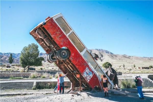 神秘荒蕪的石油小鎮，卻因《九層妖塔》，躍進甘肅熱門旅遊景點
