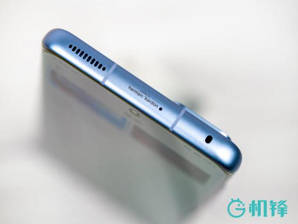 小米12X藍色版圖賞：設計精緻 手感極佳