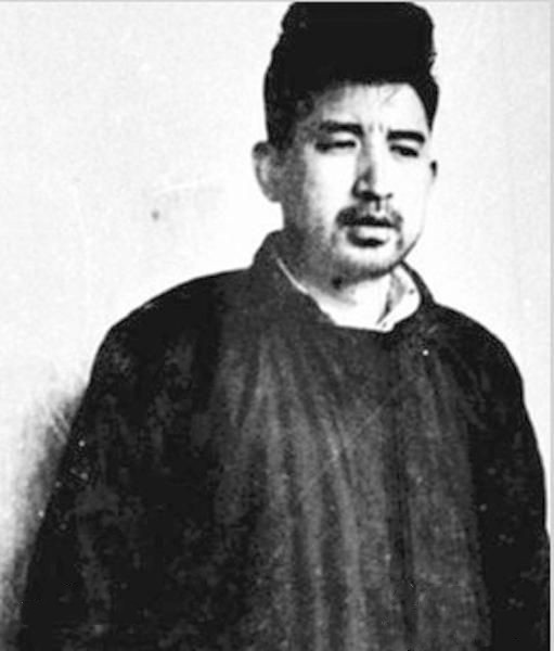 功德林戰犯們的生活：杜聿明幫王陵基刮鬍子、8位將軍合力殺豬