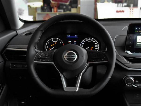 座椅舒服還省油,B級車銷量王,實拍天籟 座椅舒服還省油,B級車銷量王,實拍天籟