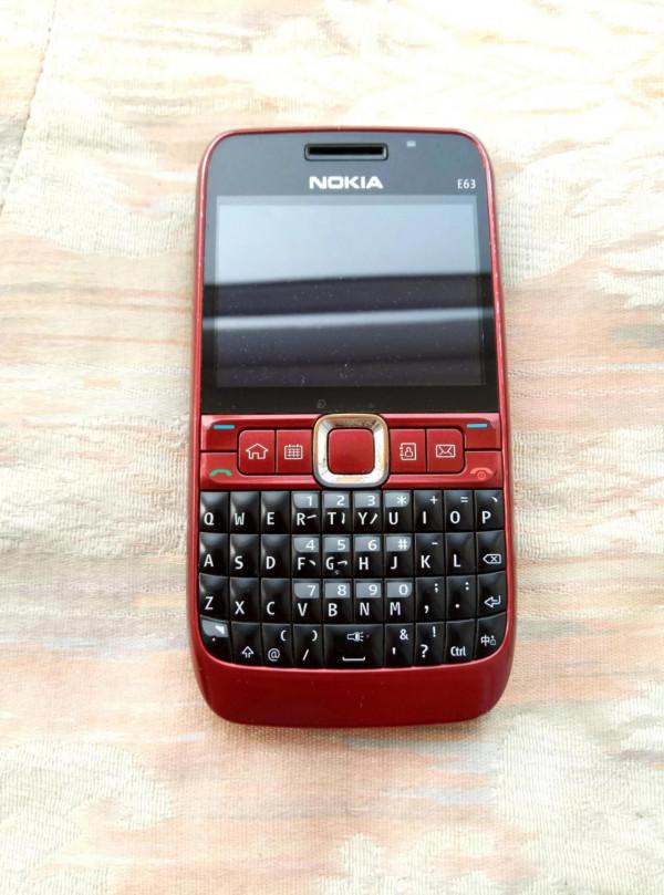 沒想到專業術語這麼強的搞機貼，曾經是我寫的……