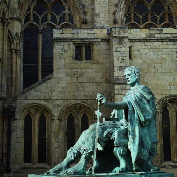 羅馬帝國亂了100多年後，為何君士坦丁一世能統治帝國？