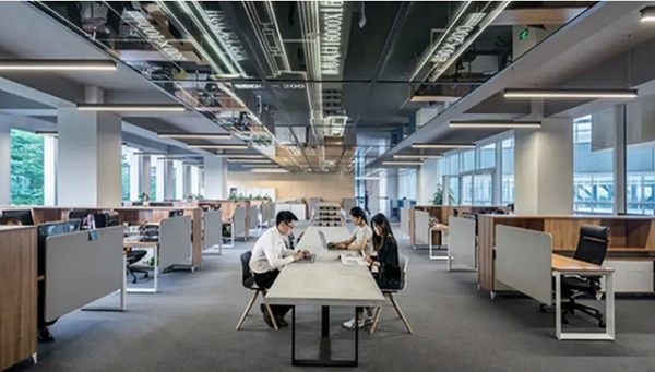 中方“警告”在華美企不能“悶聲發大財”？謝鋒的話該怎麼解讀