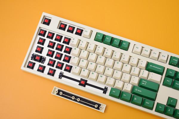 Leopold FC900R BT:“懷念”和“信仰”的再度出發 Leopold FC900R BT:“懷念”和“信仰”的再度出發