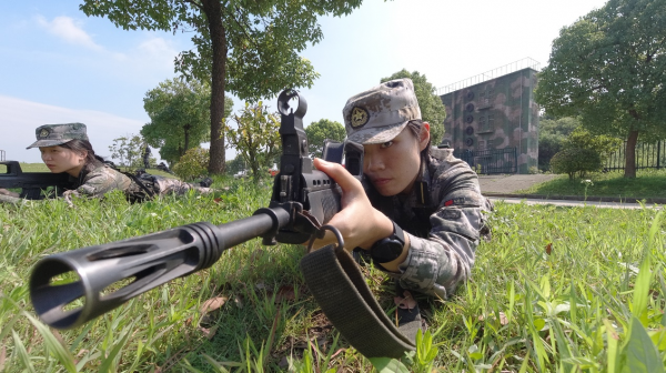 看！又美又颯，軍校裡的這些女學員&hellip;&hellip;