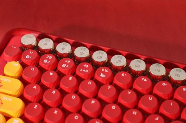 喜氣洋洋過大年 雷柏ralemo Pre 5無線多模鍵鼠套裝新春版賞析