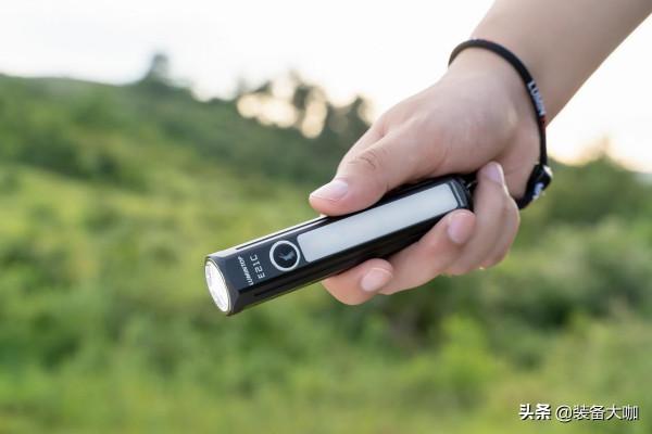 雙光源設計，覆蓋你所有照明需求—Lumintop 雷明兔E21C雙光源手電
