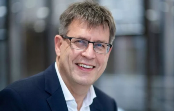 樊振東孫穎莎加冕！劉國樑助推首屆WTT世界盃加速商業化