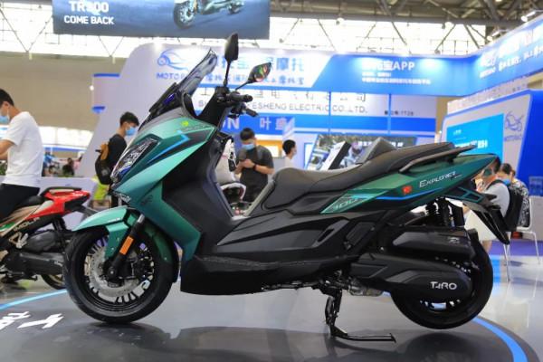 「2021中國摩博會」臺榮亮相2022款TR300T、新秀150運動踏板 「2021中國摩博會」臺榮亮相2022款TR300T、新秀150運動踏板