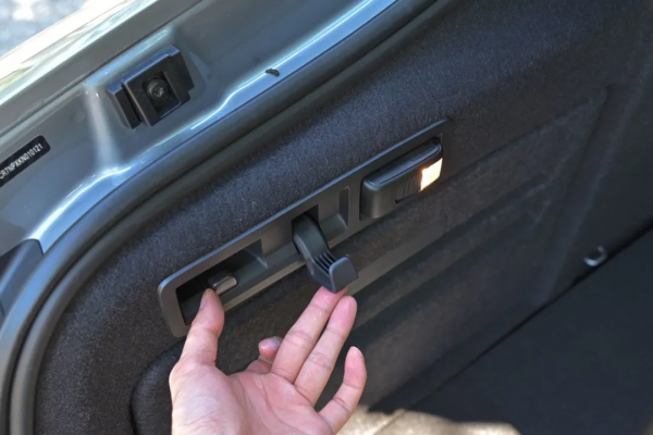 15萬買二手頂配速派,實用豪華全都有 15萬買二手頂配速派,實用豪華全都有