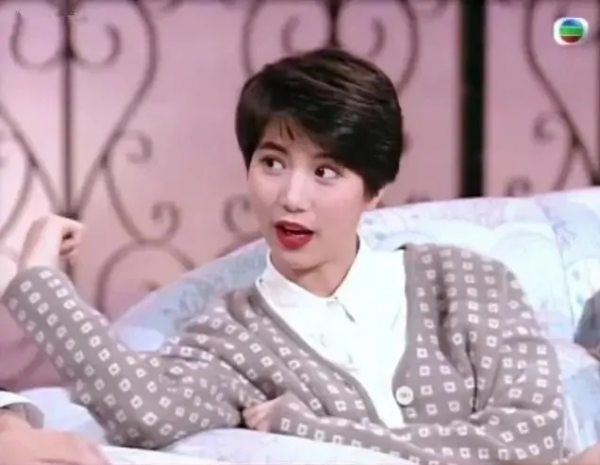 今年的時尚,就是穿成你二姨那樣 今年的時尚,就是穿成你二姨那樣