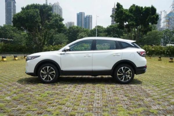 配十佳發動機,實力不輸H6,這臺SUV不該被忽略! 配十佳發動機,實力不輸H6,這臺SUV不該被忽略!