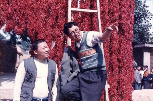 演員句號：再婚娶小11歲妻子“丫蛋”，讓喪子的岳父母晚年不流淚