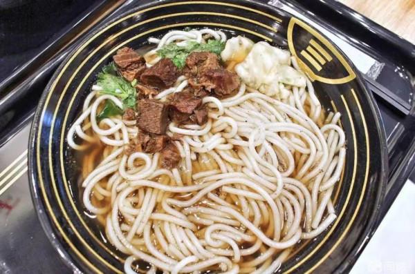 陸自忠《一碗湯粉》心香文藝