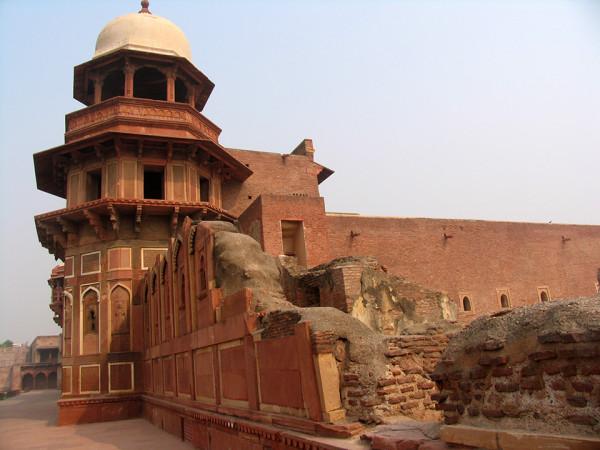 探訪莫臥兒王朝的都城——阿格拉堡 探訪莫臥兒王朝的都城——阿格拉堡