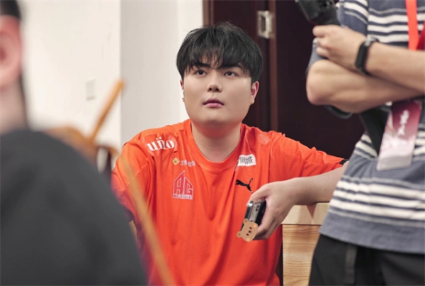 KPL瓜：WB不會掛牌暖陽，KSG下賽季有錢，隊伍將大換血