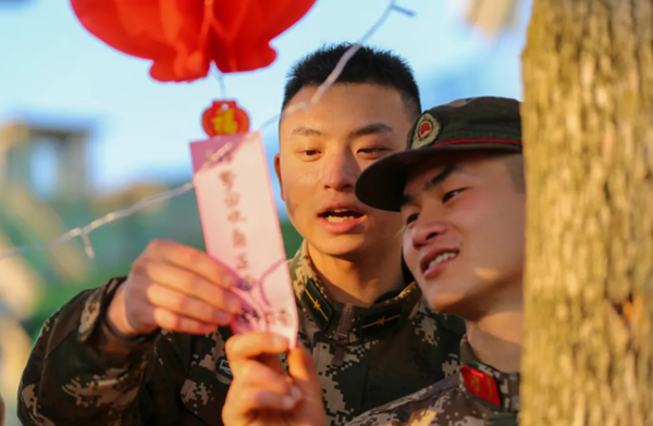 元宵節，中國軍人這樣過