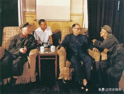 林彪康生汙衊聶榮臻是楊成武的黑後臺,毛主席聽說後:我才是楊成武的第一後臺 林彪康生汙衊聶榮臻是楊成武的黑後臺,毛主席聽說後:我才是楊成武的第一後臺