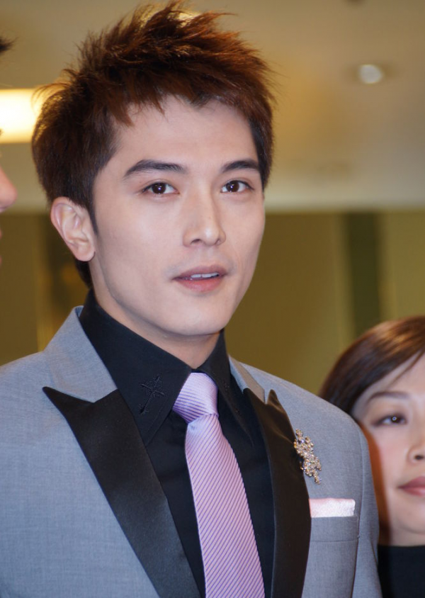 花13年整成可愛女人,為上位甘當備胎,“女海王”李毓芬究竟圖啥 花13年整成可愛女人,為上位甘當備胎,“女海王”李毓芬究竟圖啥