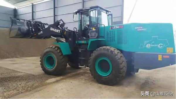 “有勁兒又巴適！”山推純電裝載機順利交付四川使用者