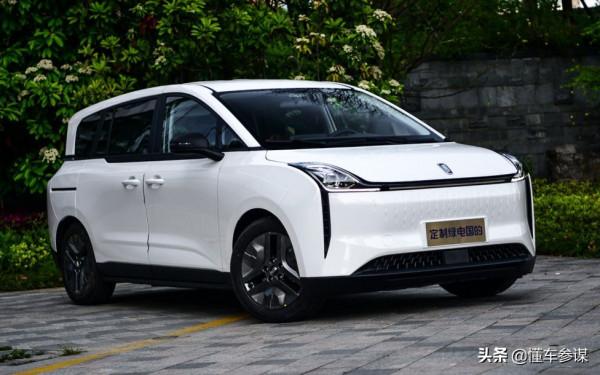 轉戰純電網約車市場，奔騰這次能行嗎