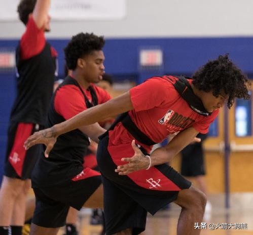 強者上位!火箭不再論資排輩?全新訓練方式合理,塞拉斯真敢用人 強者上位!火箭不再論資排輩?全新訓練方式合理,塞拉斯真敢用人