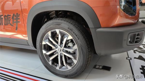 到店實拍哈弗大狗，硬派的外觀之下有顆溫和的“心”