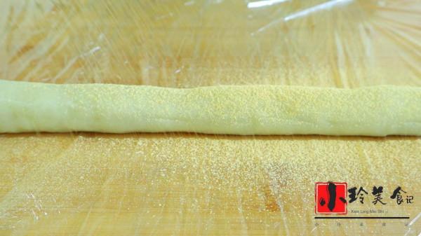 家裡有糯米粉可以試試這樣做，軟糯香甜還拉絲，比驢打滾還解饞