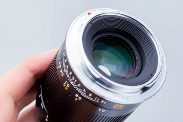 一千出頭的國產徠卡式50mm F1.4鏡頭 一千出頭的國產徠卡式50mm F1.4鏡頭