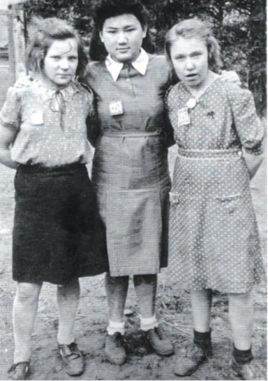 朱敏第一次見到毛主席，脫口而出說：你的畫像上沒有這顆痣