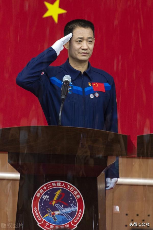 聶海勝將軍,3上太空,2次擔任“指令長” 聶海勝將軍,3上太空,2次擔任“指令長”