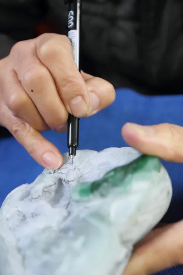 玉雕金字塔塔尖、玉雕技藝集大成者——山子雕