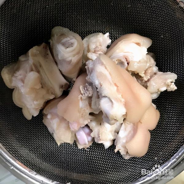 東盛瀾小廚房丨小鮑魚燉豬腳 東盛瀾小廚房丨小鮑魚燉豬腳