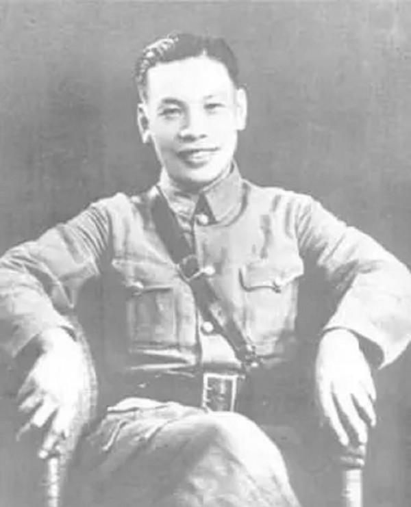 蔣介石模仿宋美齡語氣，給兒子寫信問好，母子倆默契&OpenCurlyDoubleQuote;配合演出&rdquo;